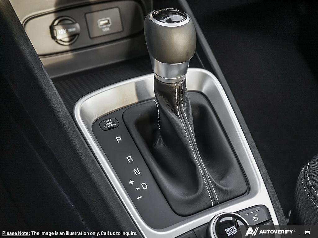 2025 Hyundai Venue Preferred in Edmonton, Alberta - 14 - w1024h768px