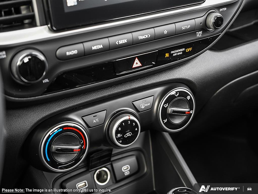 2025 Hyundai Venue Essential in Edmonton, Alberta - 24 - w1024h768px