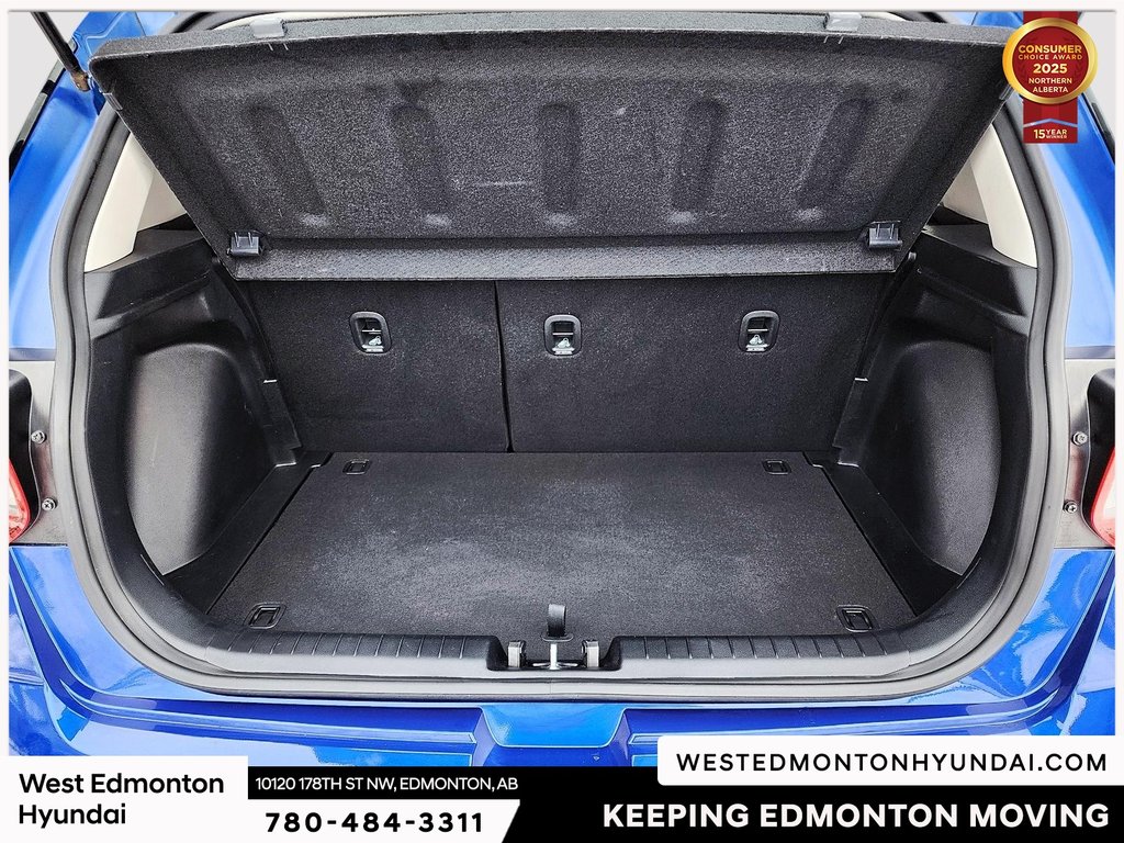 2025 Hyundai Venue Preferred in Edmonton, Alberta - 14 - w1024h768px