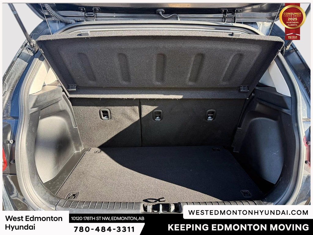 2025 Hyundai Venue Essential in Edmonton, Alberta - 14 - w1024h768px