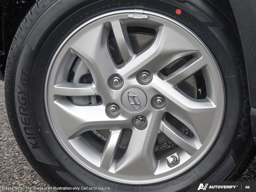 2026 Hyundai Venue Preferred Two-tone in Edmonton, Alberta - 8 - w1024h768px