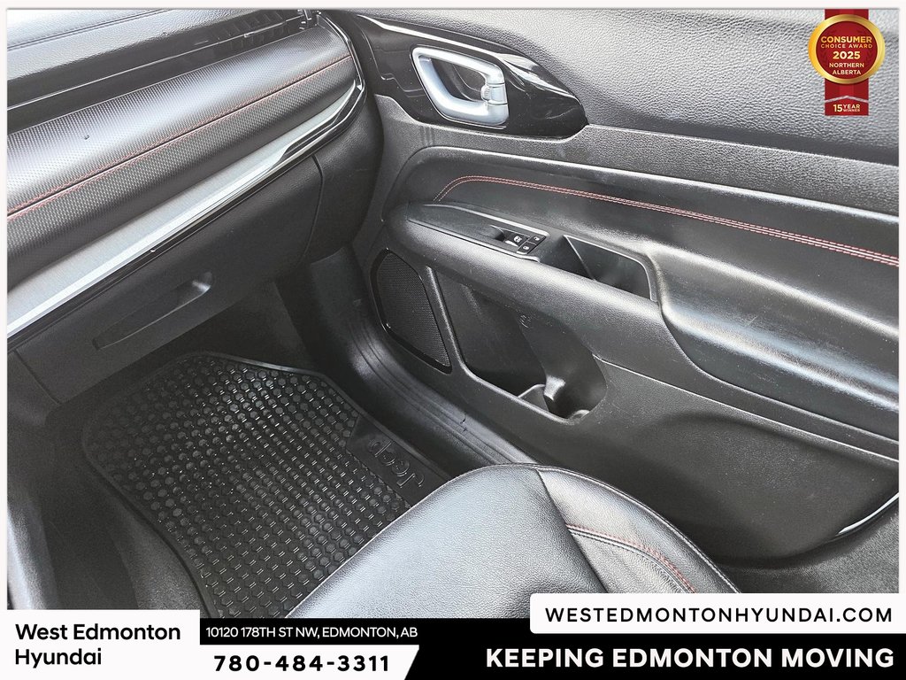 2024 Jeep Compass Trailhawk in Edmonton, Alberta - 17 - w1024h768px