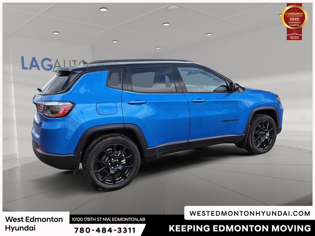 2024 Jeep Compass Altitude in Edmonton, Alberta - 11 - w1024h768px