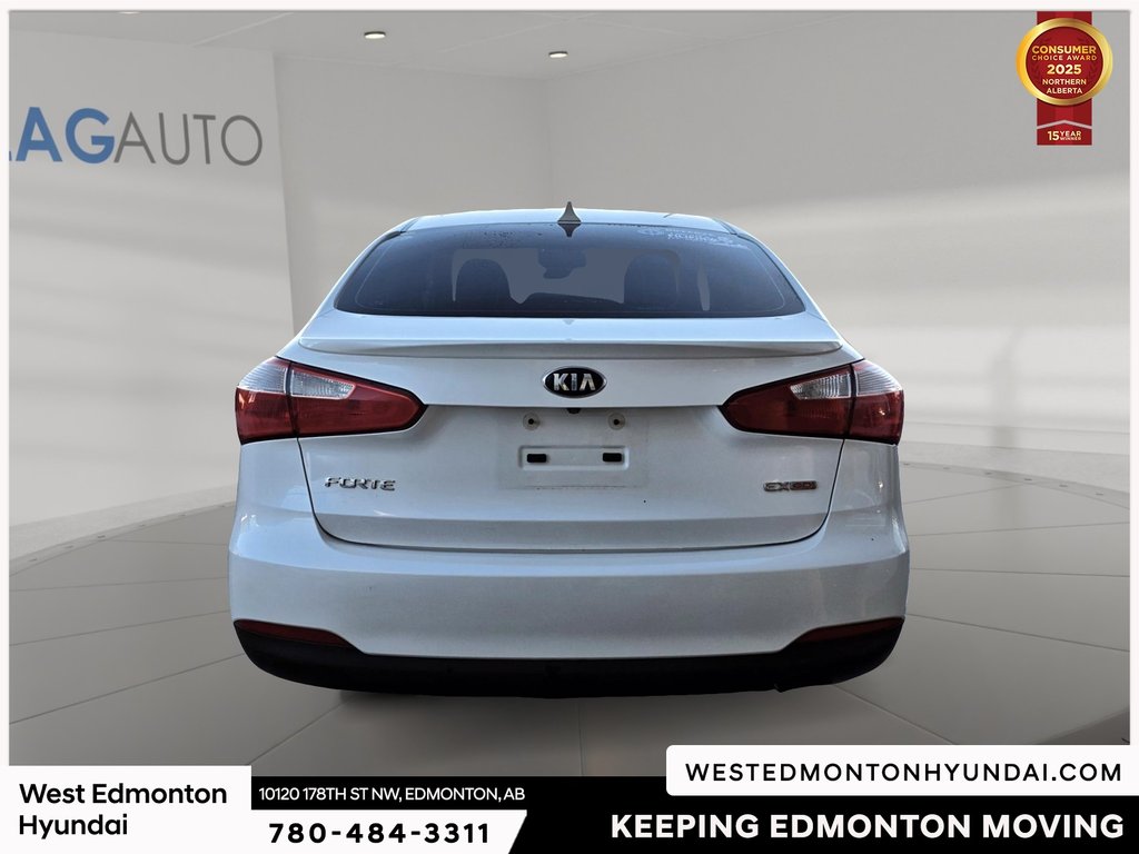 2016 Kia Forte EX in Edmonton, Alberta - 7 - w1024h768px
