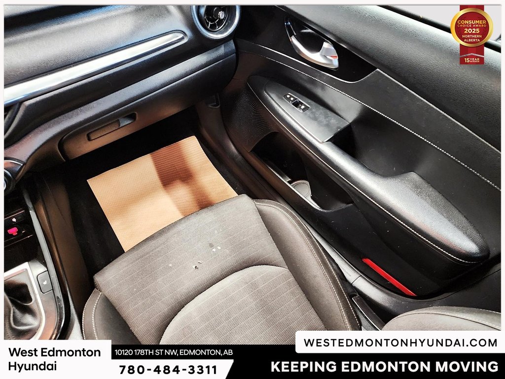 2019 Kia Forte EX in Edmonton, Alberta - 16 - w1024h768px
