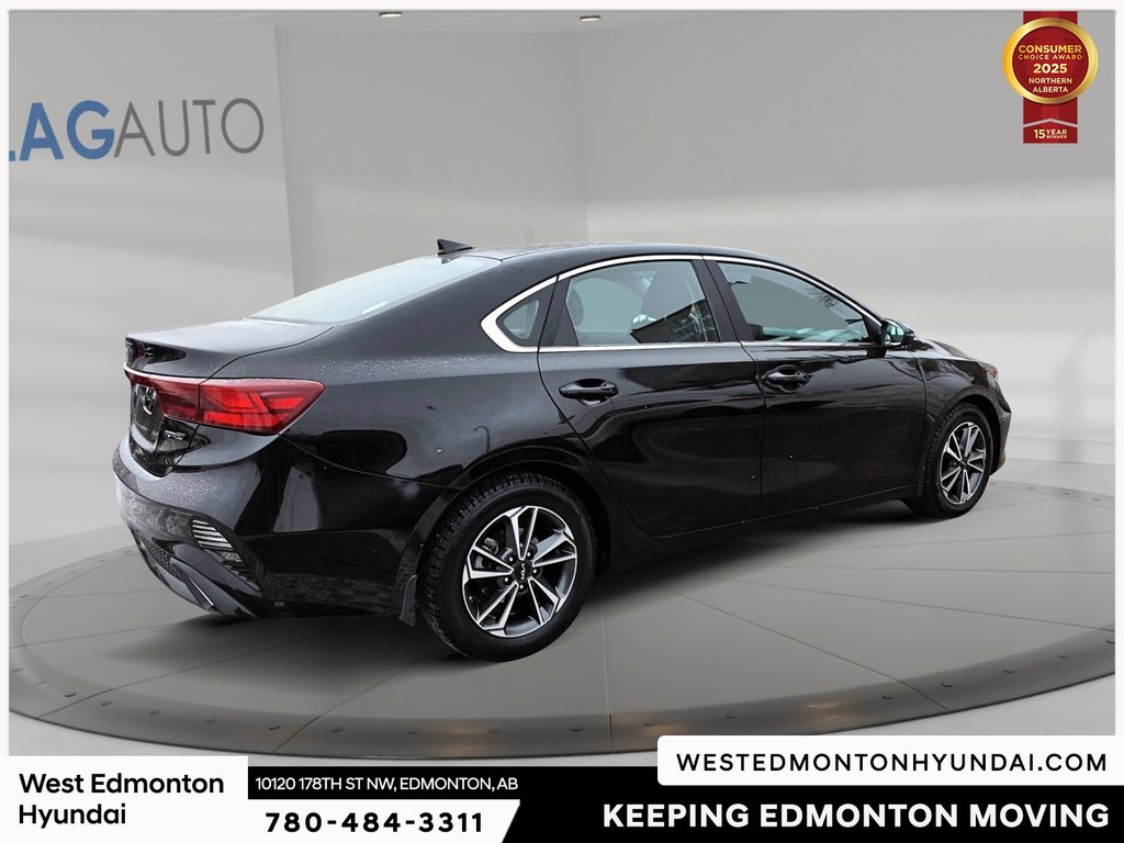 2022 Kia Forte GT-Line in Edmonton, Alberta - 10 - w1024h768px