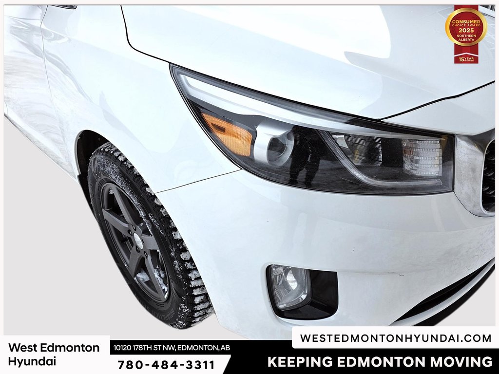 2018 Kia Sedona SX in Edmonton, Alberta - 13 - w1024h768px