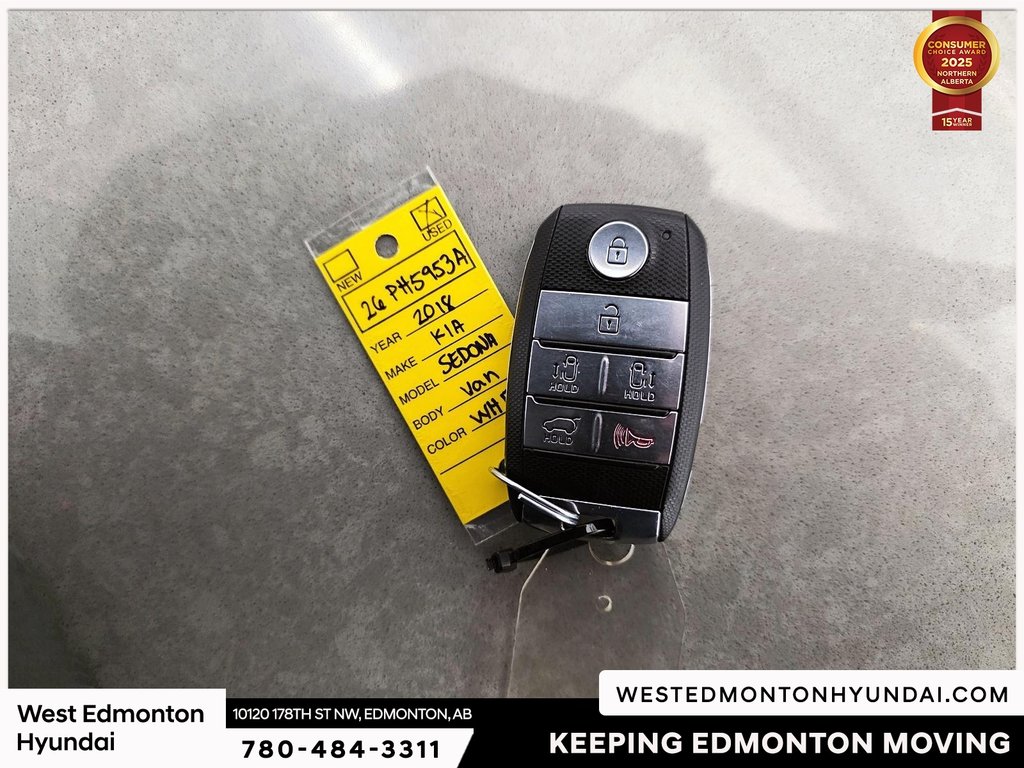 2018 Kia Sedona SX in Edmonton, Alberta - 38 - w1024h768px