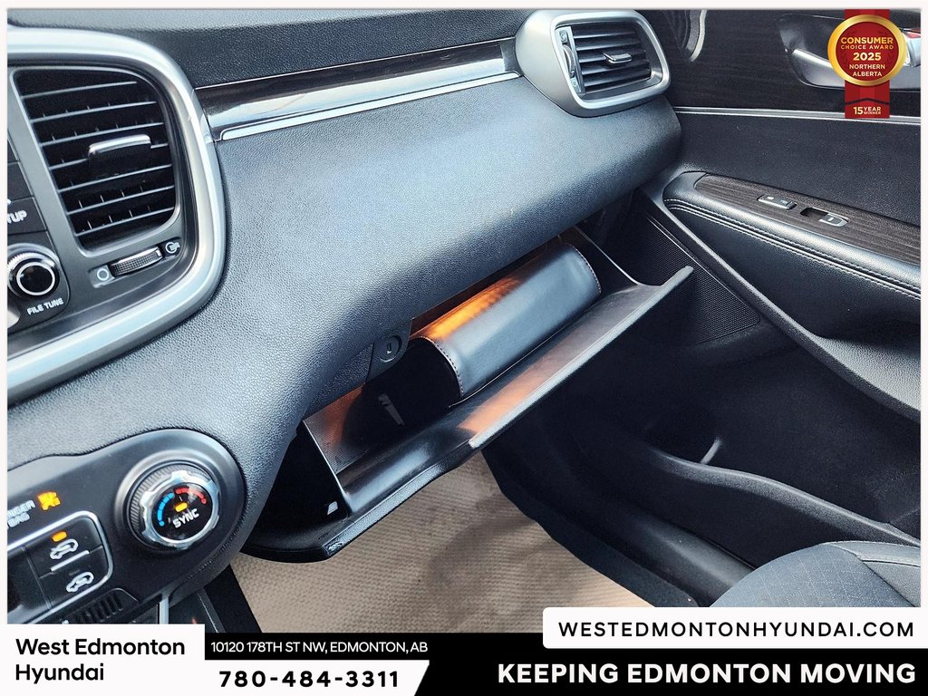 2020 Kia Sorento LX in Edmonton, Alberta - 31 - w1024h768px