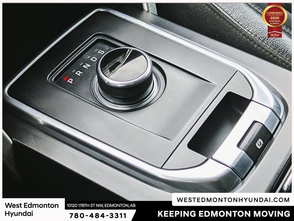2017 Land Rover DISCOVERY SPORT SE in Edmonton, Alberta - 14 - w1024h768px