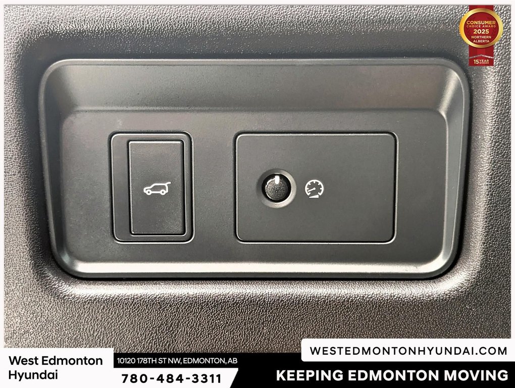 2017 Land Rover DISCOVERY SPORT SE in Edmonton, Alberta - 8 - w1024h768px