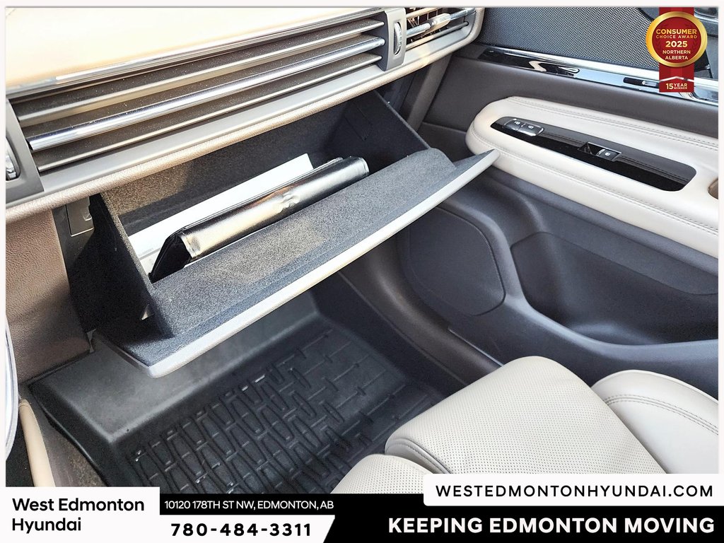 2023 Lincoln CORSAIR Grand Touring in Edmonton, Alberta - 36 - w1024h768px
