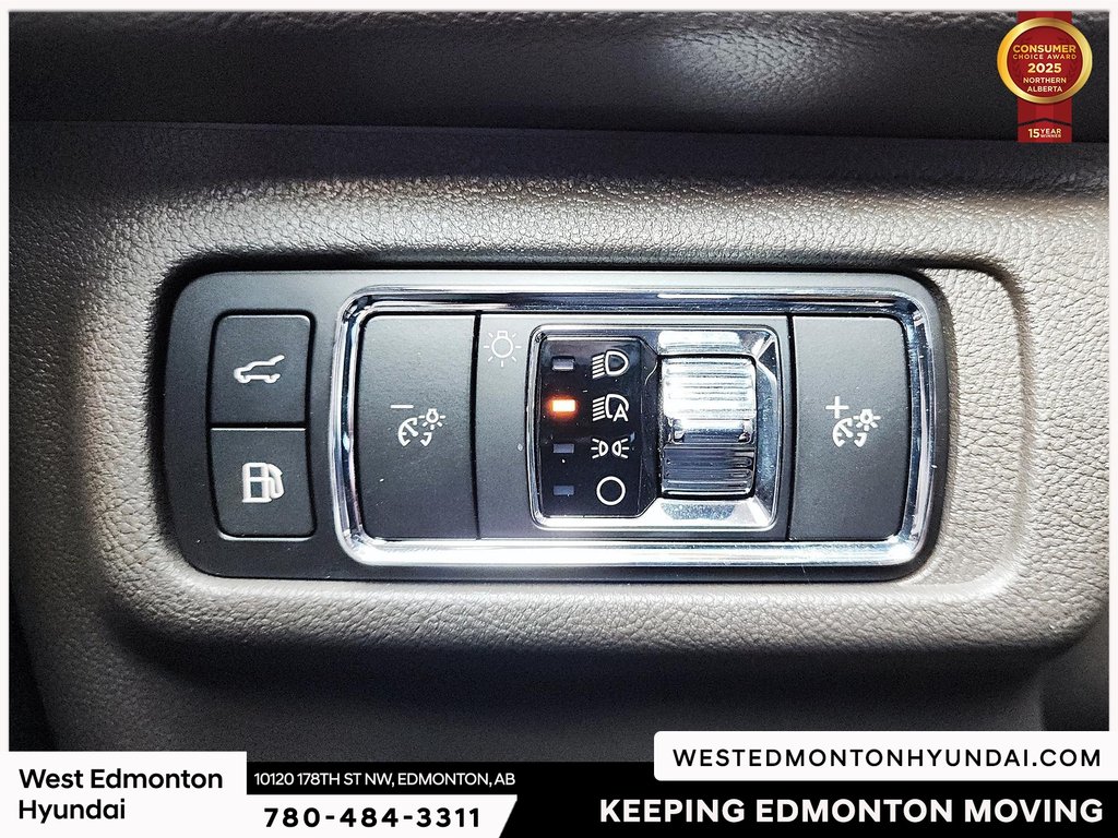 2023 Lincoln CORSAIR Grand Touring in Edmonton, Alberta - 24 - w1024h768px