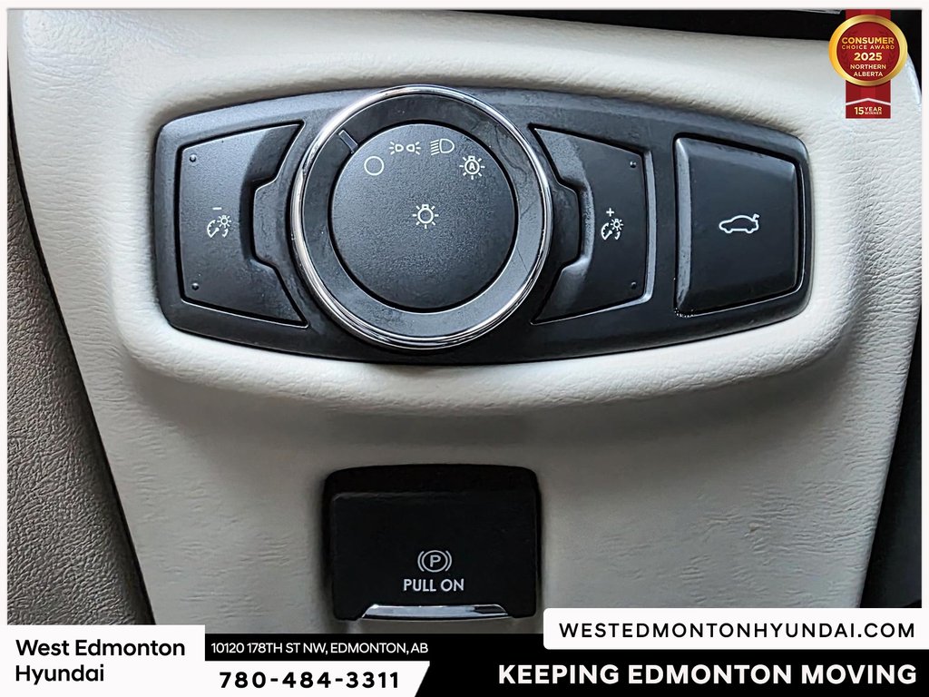 2017 Lincoln MKZ Reserve in Edmonton, Alberta - 14 - w1024h768px