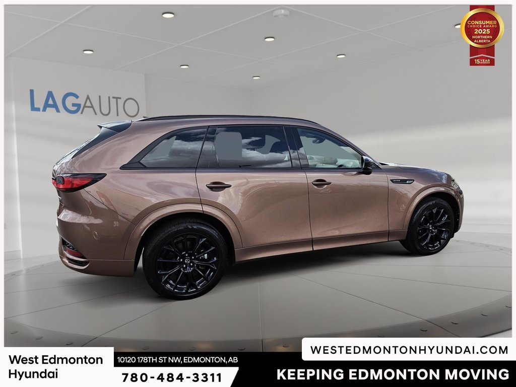 2025 Mazda CX-70 GT in Edmonton, Alberta - 9 - w1024h768px
