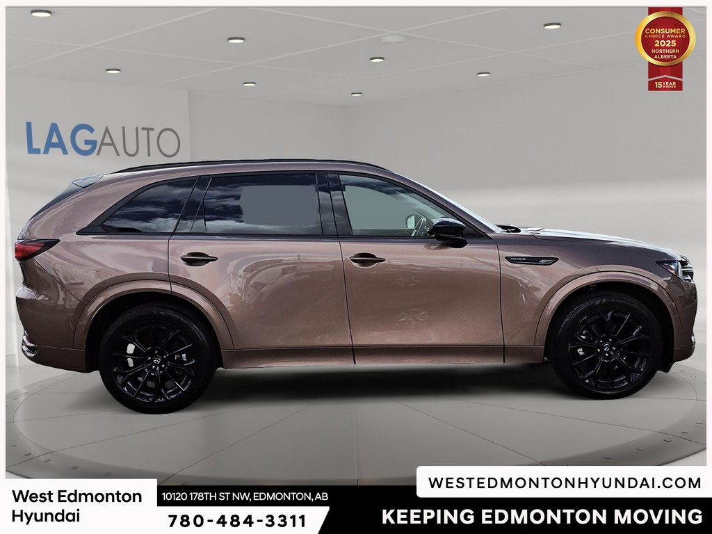 2025 Mazda CX-70 GT in Edmonton, Alberta - 10 - w1024h768px