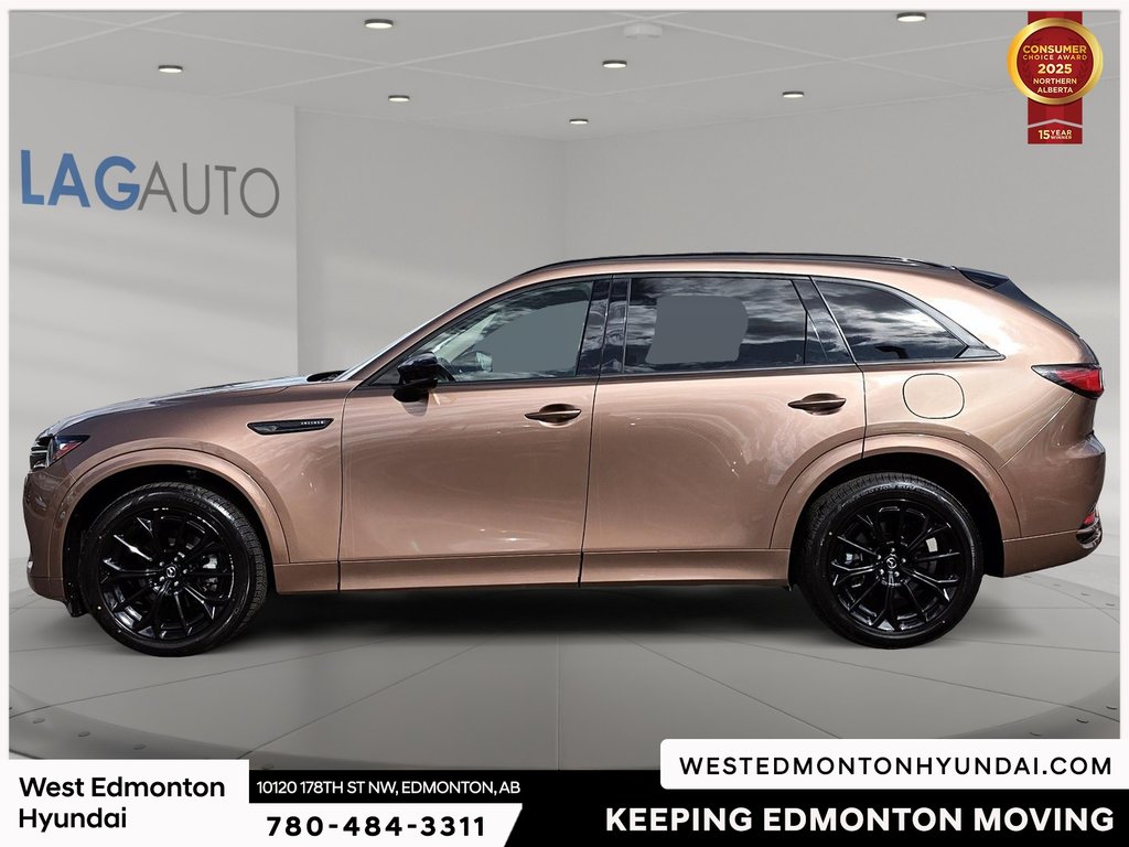 2025 Mazda CX-70 GT in Edmonton, Alberta - 4 - w1024h768px