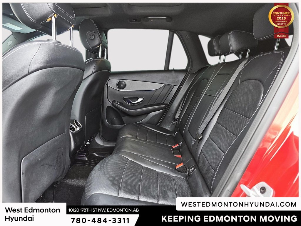 2022 Mercedes-Benz GLC 300 in Edmonton, Alberta - 15 - w1024h768px