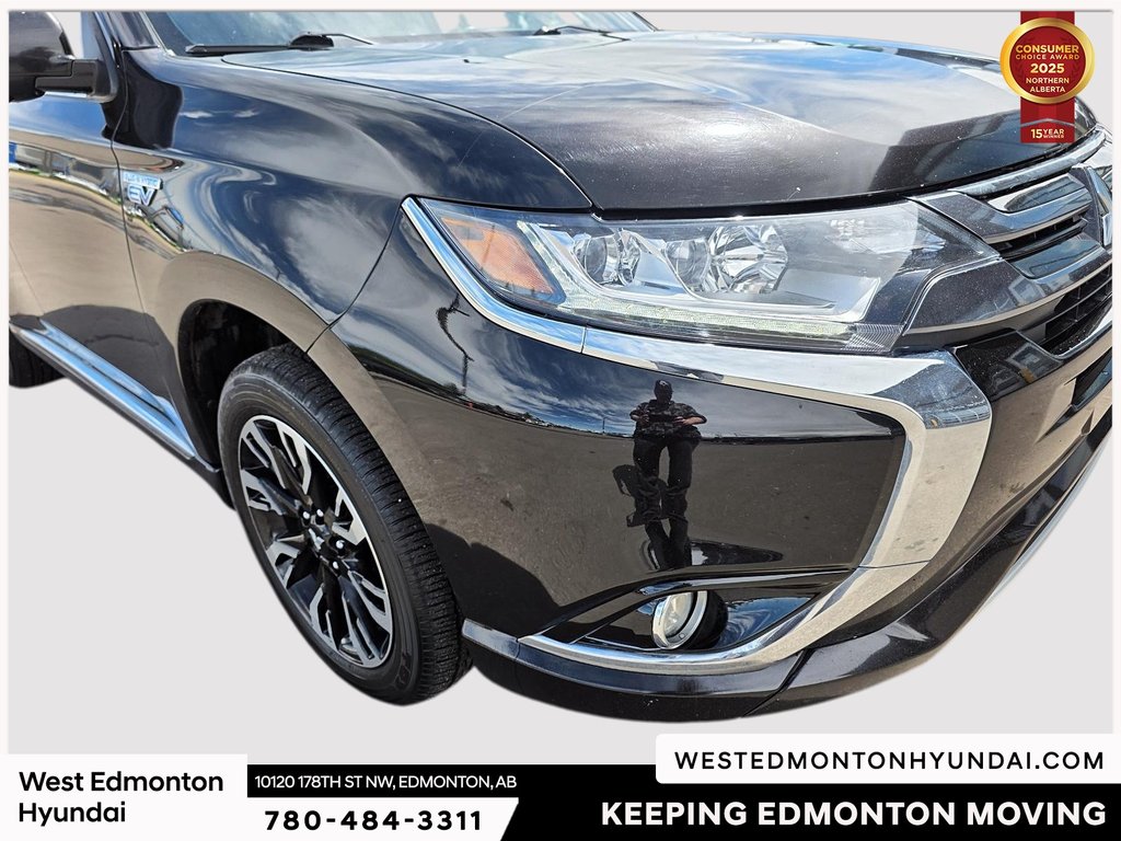 2018 Mitsubishi Outlander PHEV GT in Edmonton, Alberta - 12 - w1024h768px