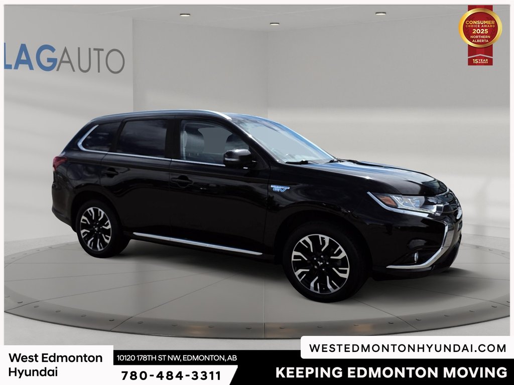 2018 Mitsubishi Outlander PHEV GT in Edmonton, Alberta - 11 - w1024h768px