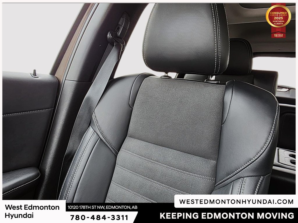 2023 Mitsubishi Outlander PHEV LE in Edmonton, Alberta - 21 - w1024h768px