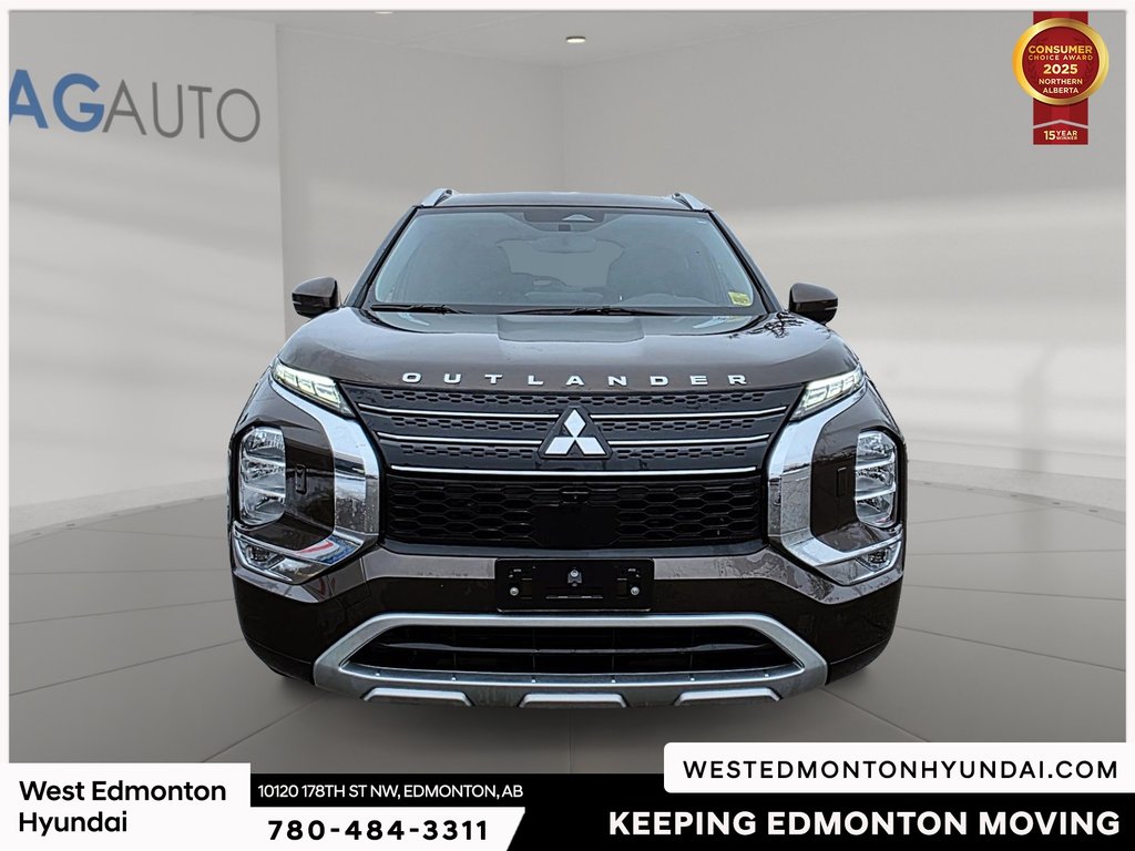 2023 Mitsubishi Outlander PHEV LE in Edmonton, Alberta - 2 - w1024h768px