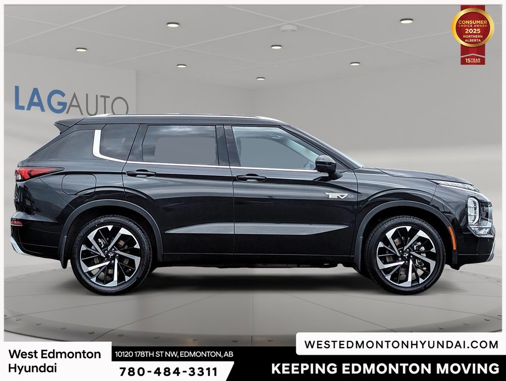 2024 Mitsubishi OUTLANDER PHEV GT in Edmonton, Alberta - 6 - w1024h768px