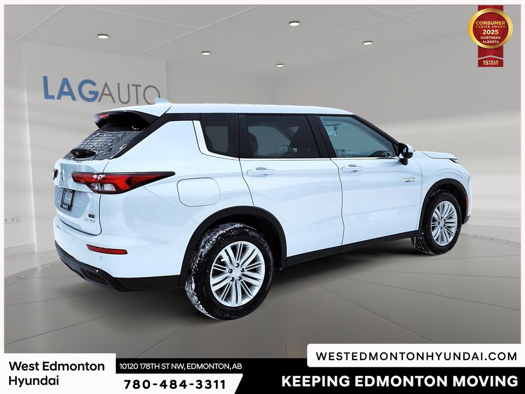 2025 Mitsubishi Outlander PHEV ES in Edmonton, Alberta - 10 - w1024h768px