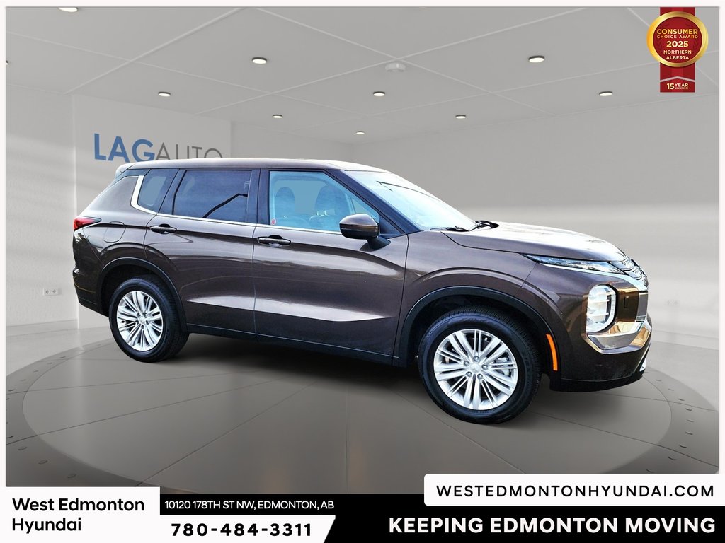 2024 Mitsubishi Outlander ES in Edmonton, Alberta - 11 - w1024h768px