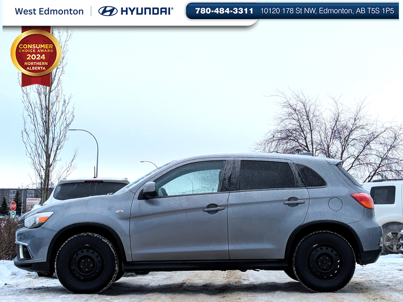 2018 Mitsubishi RVR SE in Edmonton, Alberta - 2 - w1024h768px