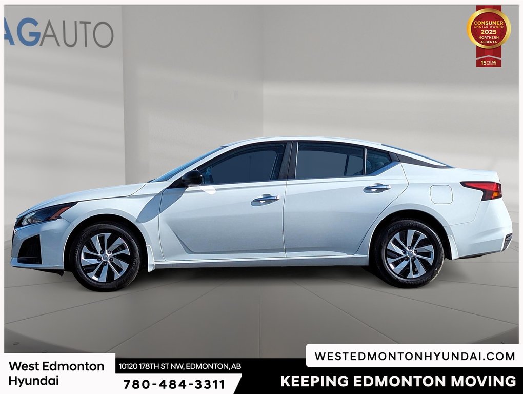 2025 Nissan Altima 2.5 S in Edmonton, Alberta - 2 - w1024h768px