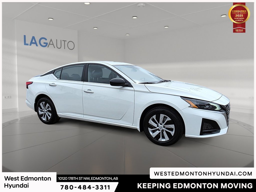 2025 Nissan Altima 2.5 S in Edmonton, Alberta - 12 - w1024h768px