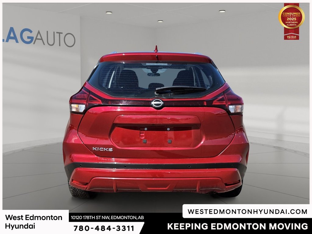 2025 Nissan Kicks Play SV in Edmonton, Alberta - 7 - w1024h768px