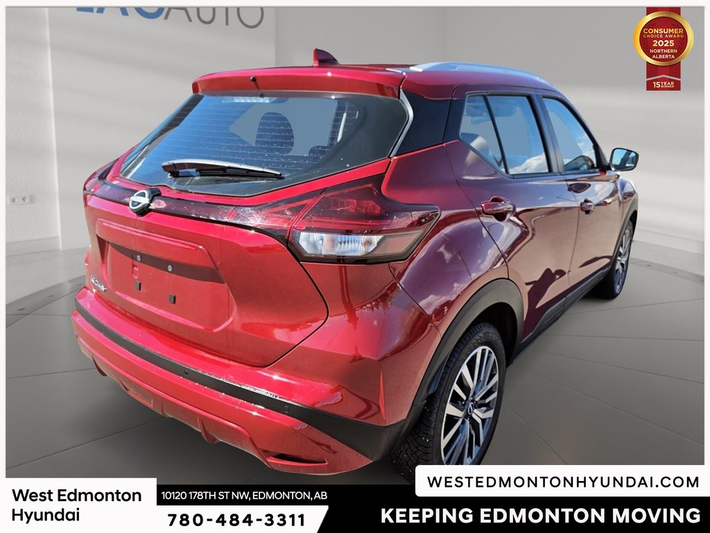 2025 Nissan Kicks Play SV in Edmonton, Alberta - 8 - w1024h768px