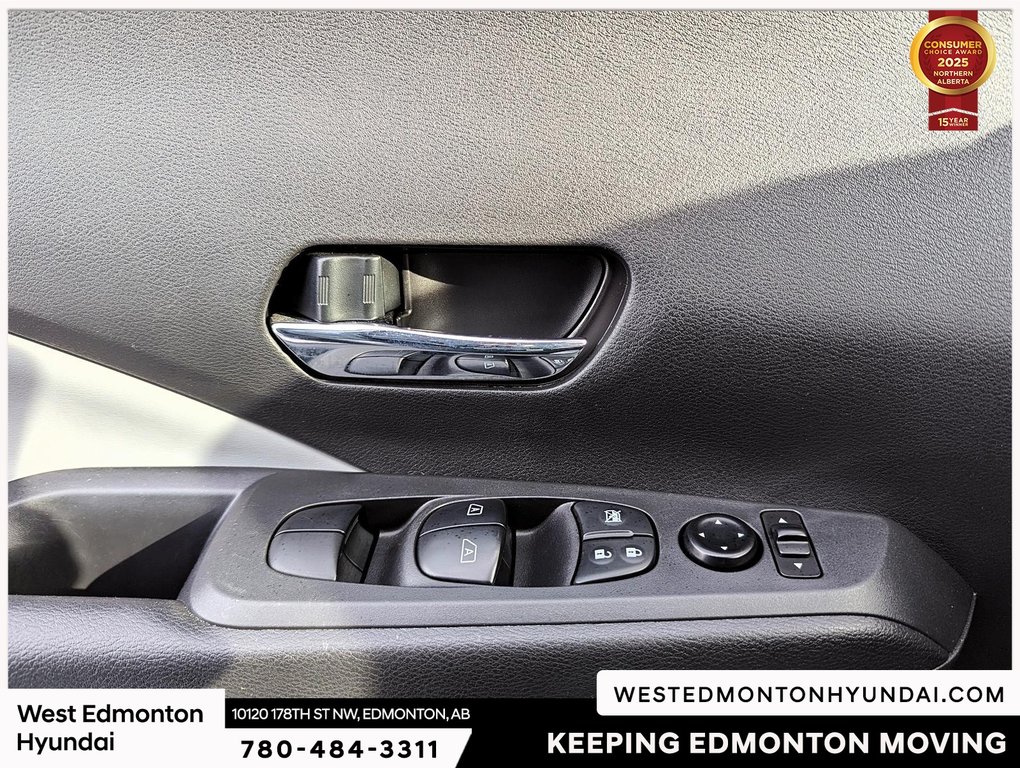 2022 Nissan Kicks SR in Edmonton, Alberta - 22 - w1024h768px