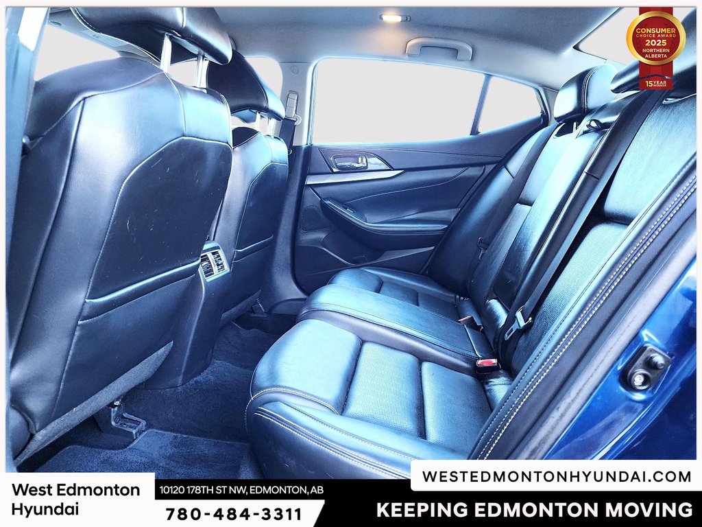 2016 Nissan Maxima SV in Edmonton, Alberta - 15 - w1024h768px