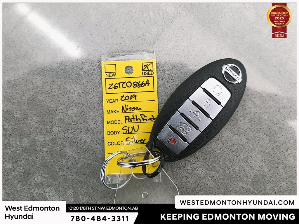 2019 Nissan Pathfinder SL in Edmonton, Alberta - 14 - w1024h768px