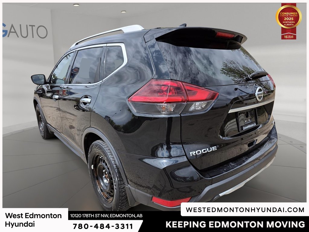 2020 Nissan Rogue SV in Edmonton, Alberta - 6 - w1024h768px