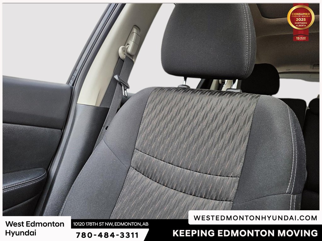 2020 Nissan Rogue SV in Edmonton, Alberta - 20 - w1024h768px