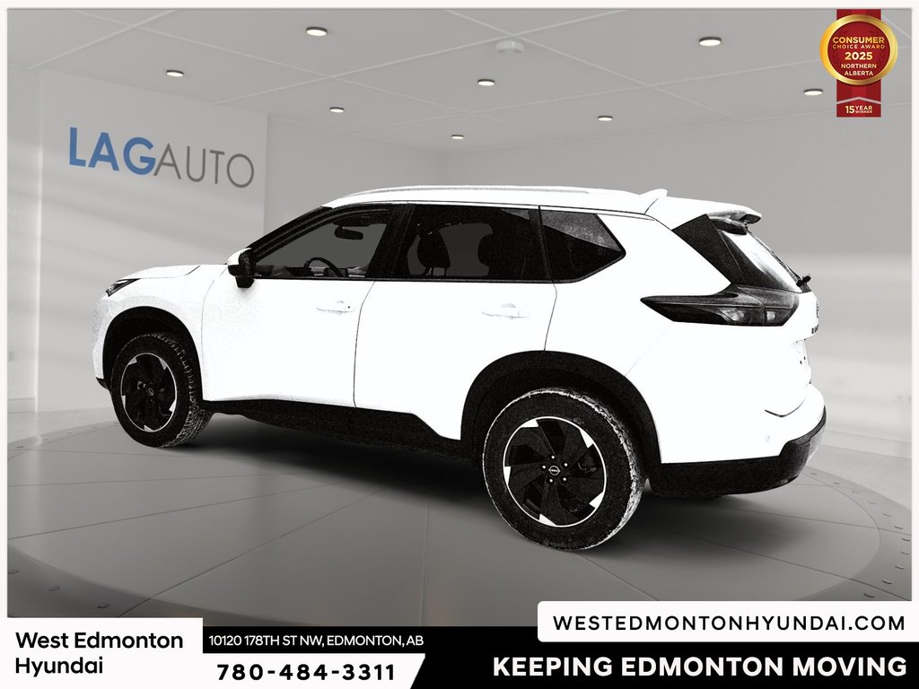 2025 Nissan Rogue SV in Edmonton, Alberta - 5 - w1024h768px