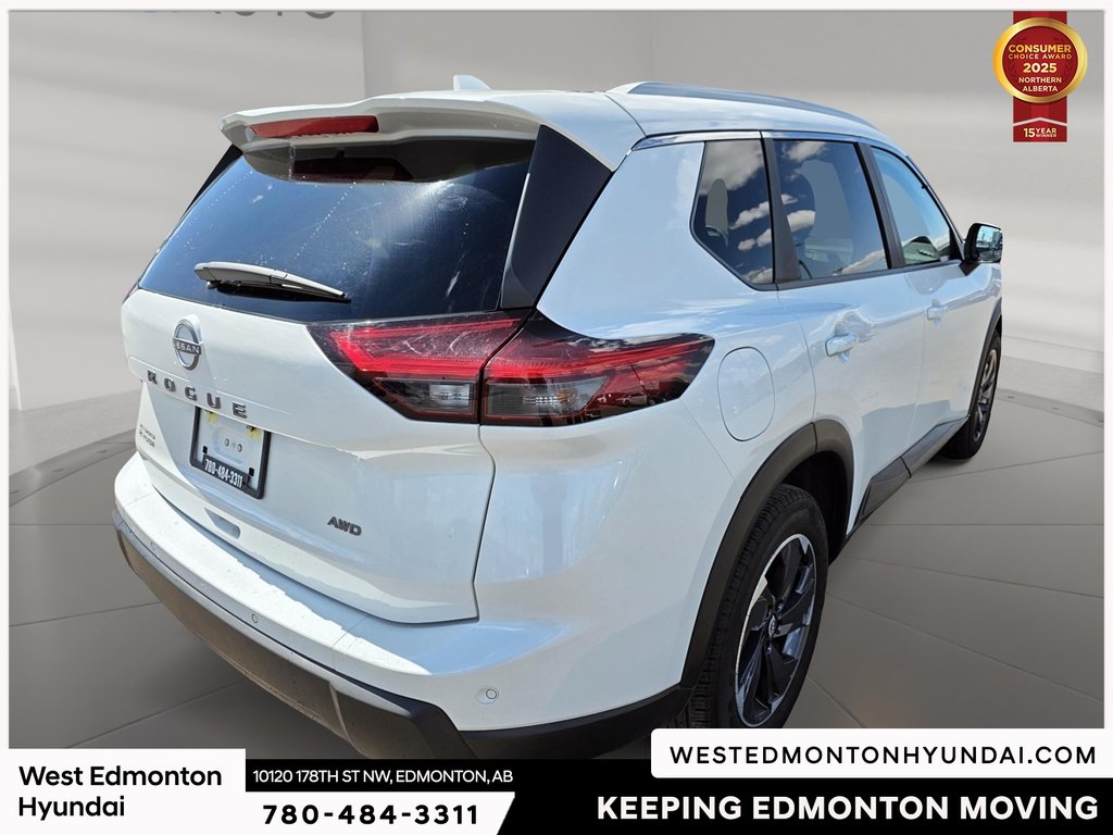 2025 Nissan Rogue SV in Edmonton, Alberta - 9 - w1024h768px
