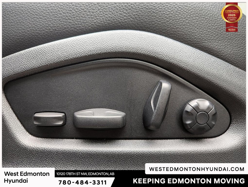 2024 Porsche CAYENNE E-HYBRID Base in Edmonton, Alberta - 13 - w1024h768px