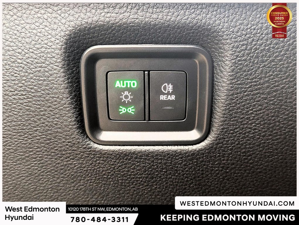 2024 Porsche CAYENNE E-HYBRID Base in Edmonton, Alberta - 7 - w1024h768px