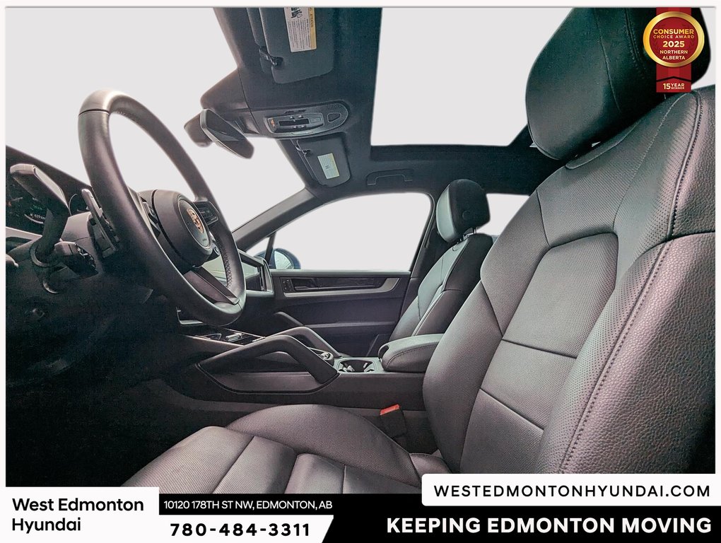 2024 Porsche CAYENNE E-HYBRID Base in Edmonton, Alberta - 14 - w1024h768px