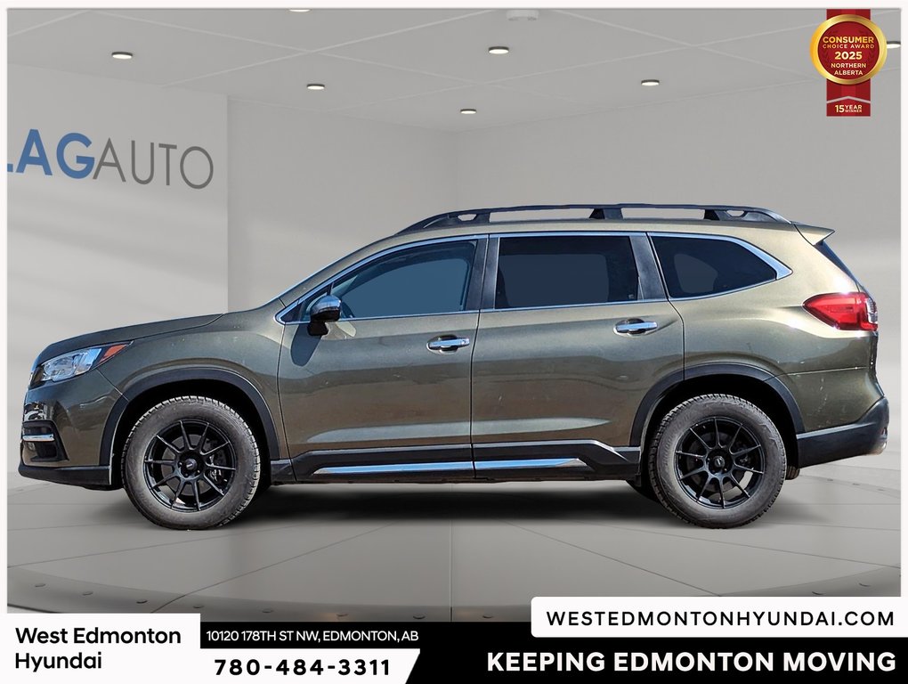 2022 Subaru ASCENT Premier in Edmonton, Alberta - 4 - w1024h768px