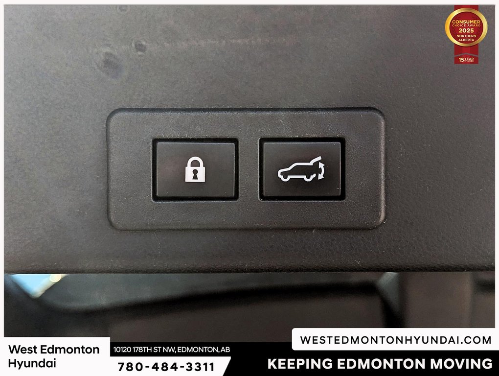 2022 Subaru ASCENT Premier in Edmonton, Alberta - 18 - w1024h768px