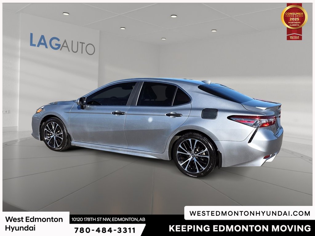 2019 Toyota Camry L in Edmonton, Alberta - 5 - w1024h768px