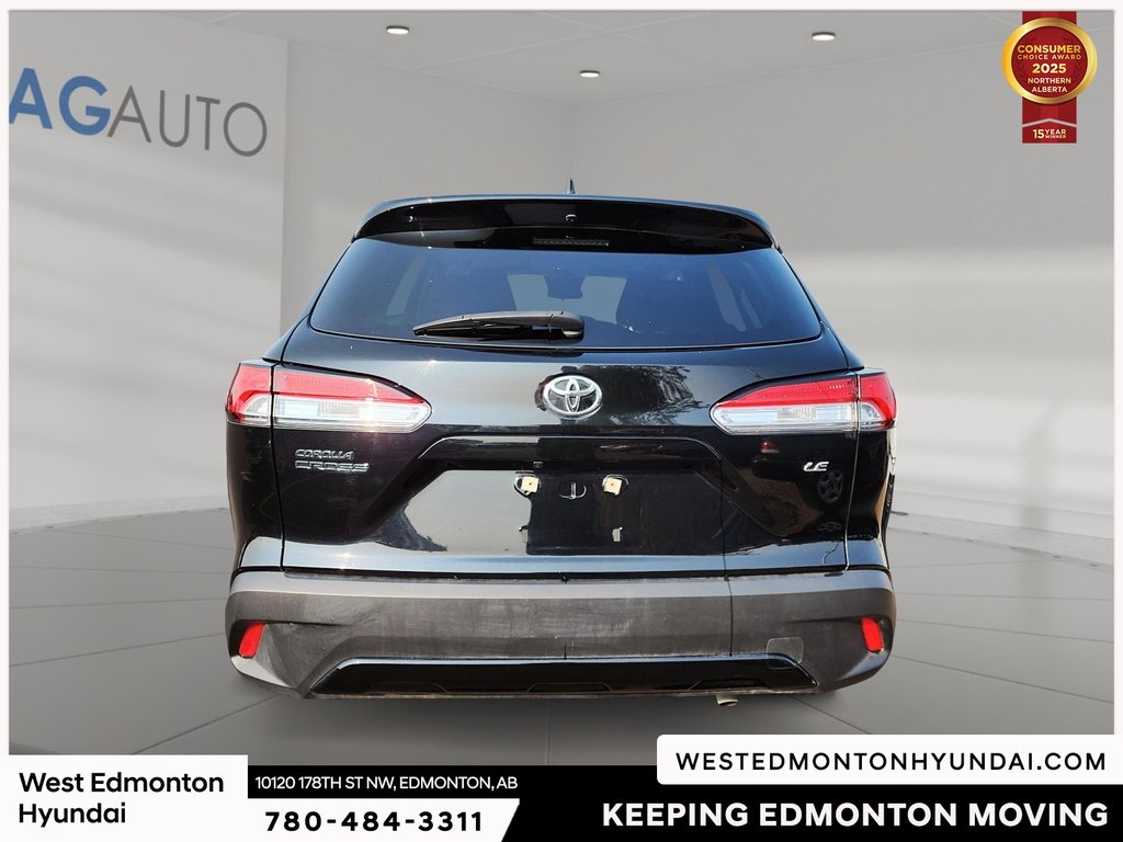 2023 Toyota COROLLA CROSS LE in Edmonton, Alberta - 8 - w1024h768px