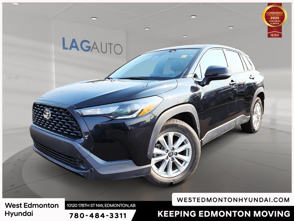 2023 Toyota COROLLA CROSS LE in Edmonton, Alberta - 1 - w1024h768px