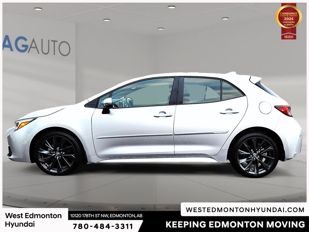2023 Toyota Corolla Hatchback Base in Edmonton, Alberta - 4 - w1024h768px